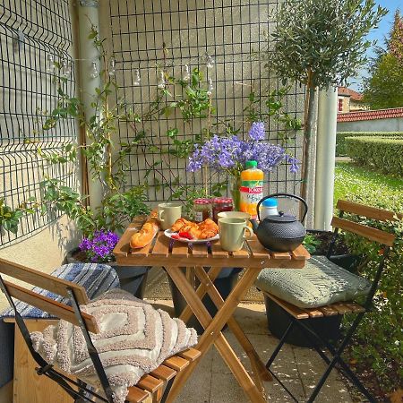 La Voulzie Appartement - Proche Centre Avec Parking Prive Provins Eksteriør bilde