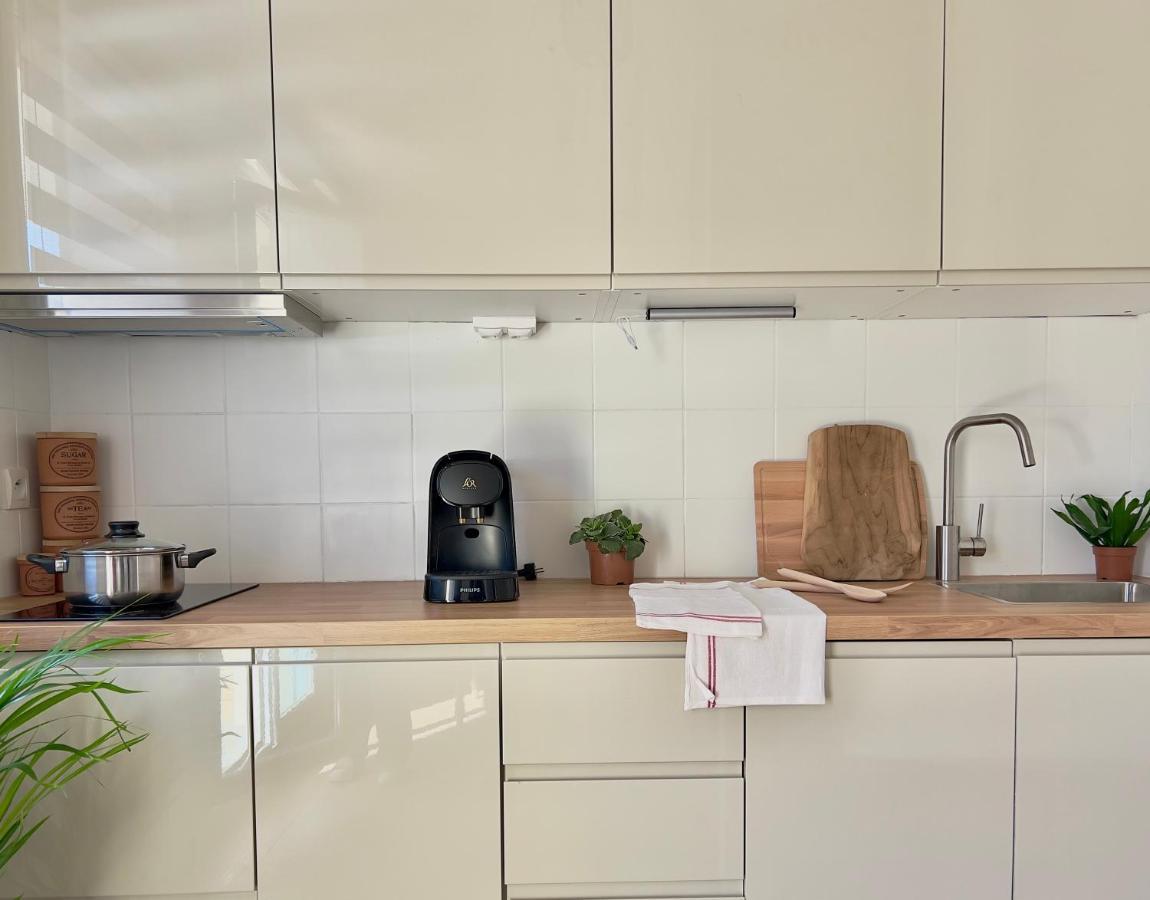 La Voulzie Appartement - Proche Centre Avec Parking Prive Provins Eksteriør bilde